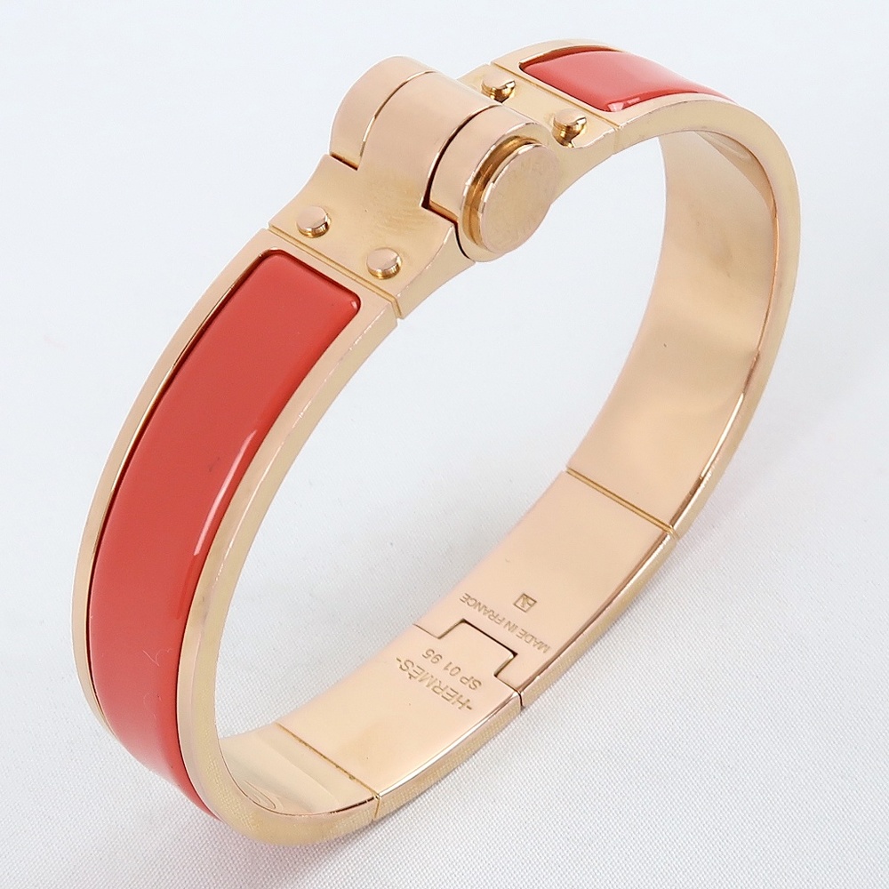 Hermès Charniere Uni Hinged Rose Enamel Bracelet